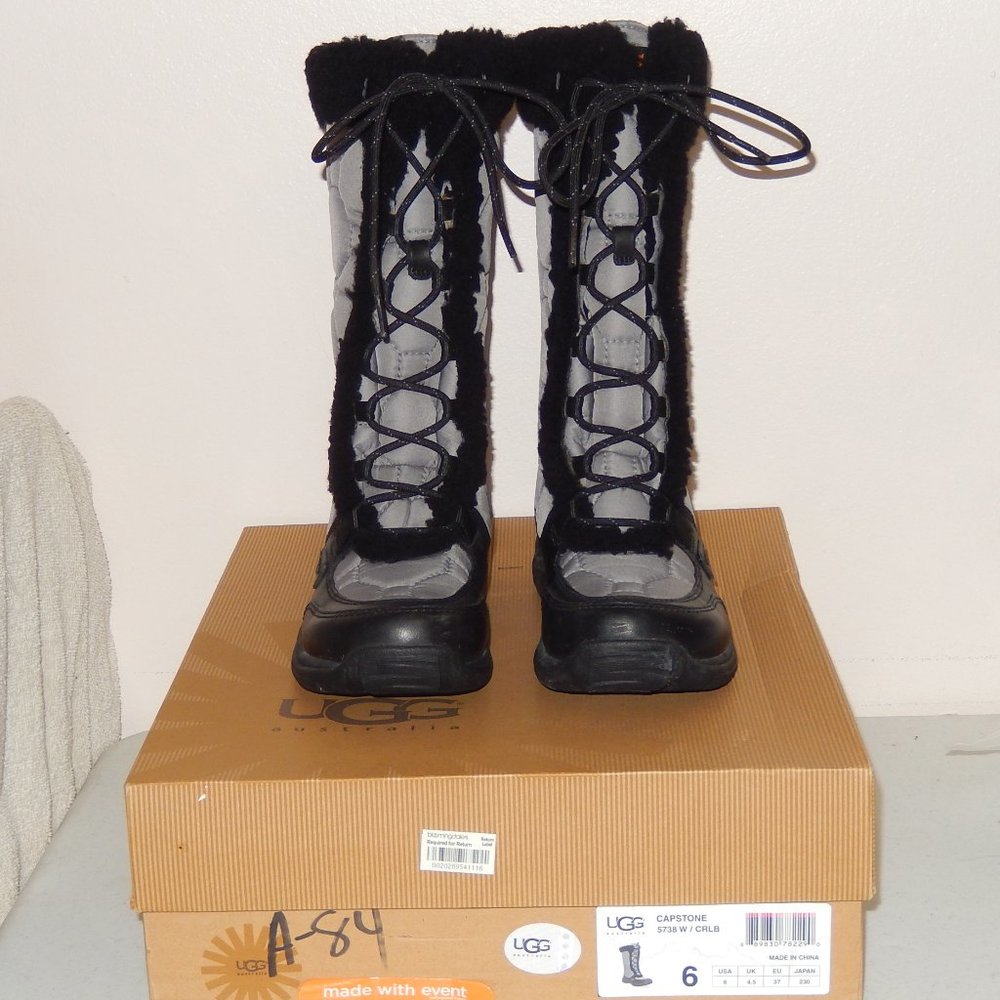 UGG Boots 6 Capstone Gray Black Lace Up Quilted Insulated 5738 EUC with Box